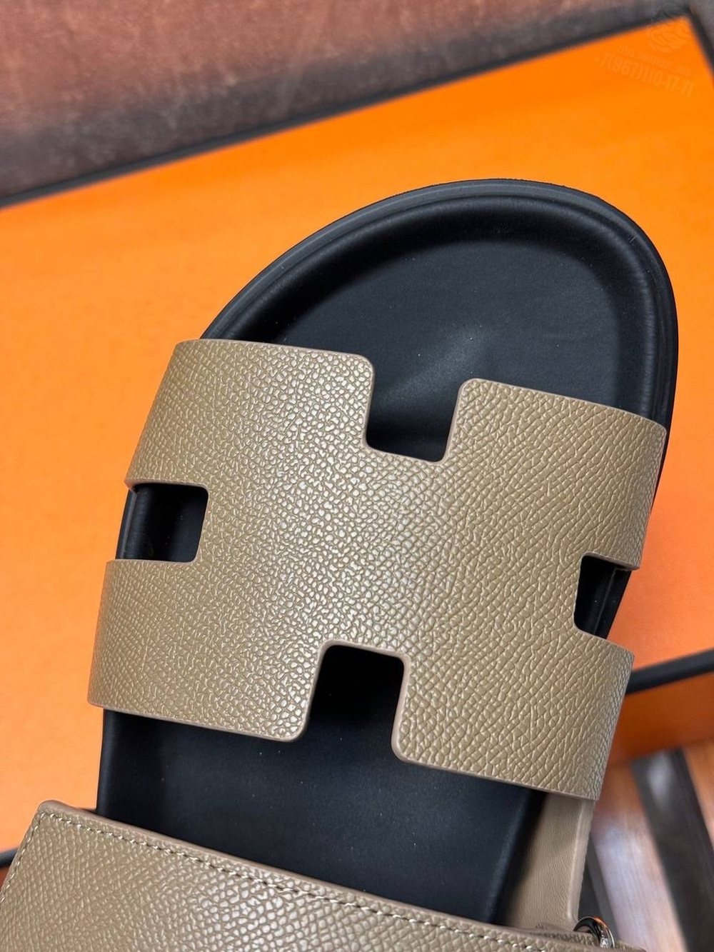 Шлепанцы Hermes