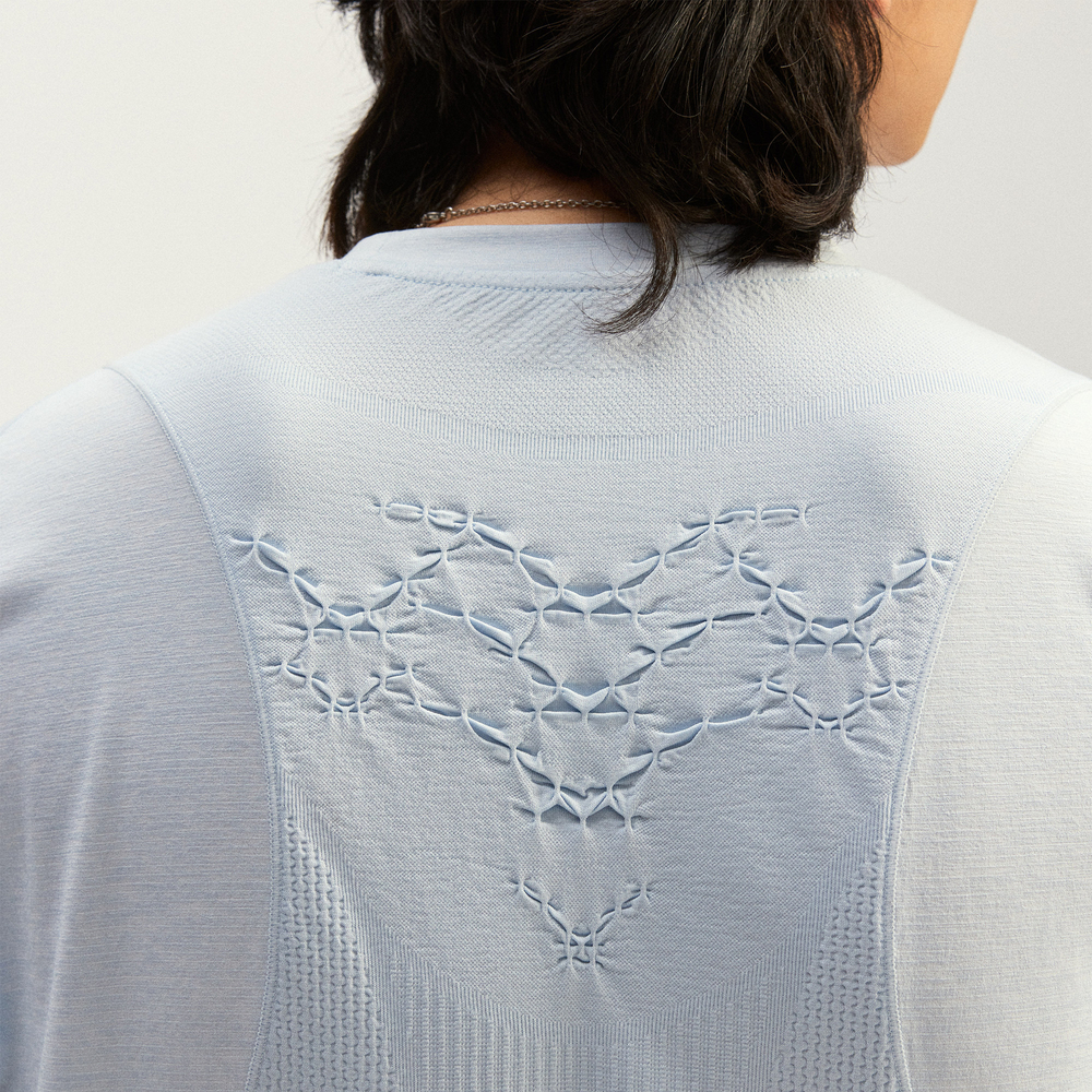 Футболка Nothomme Monterest 3D Bionic белый