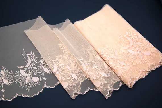 05-100 Вышивка на неэл. сетке 25 см, телесный