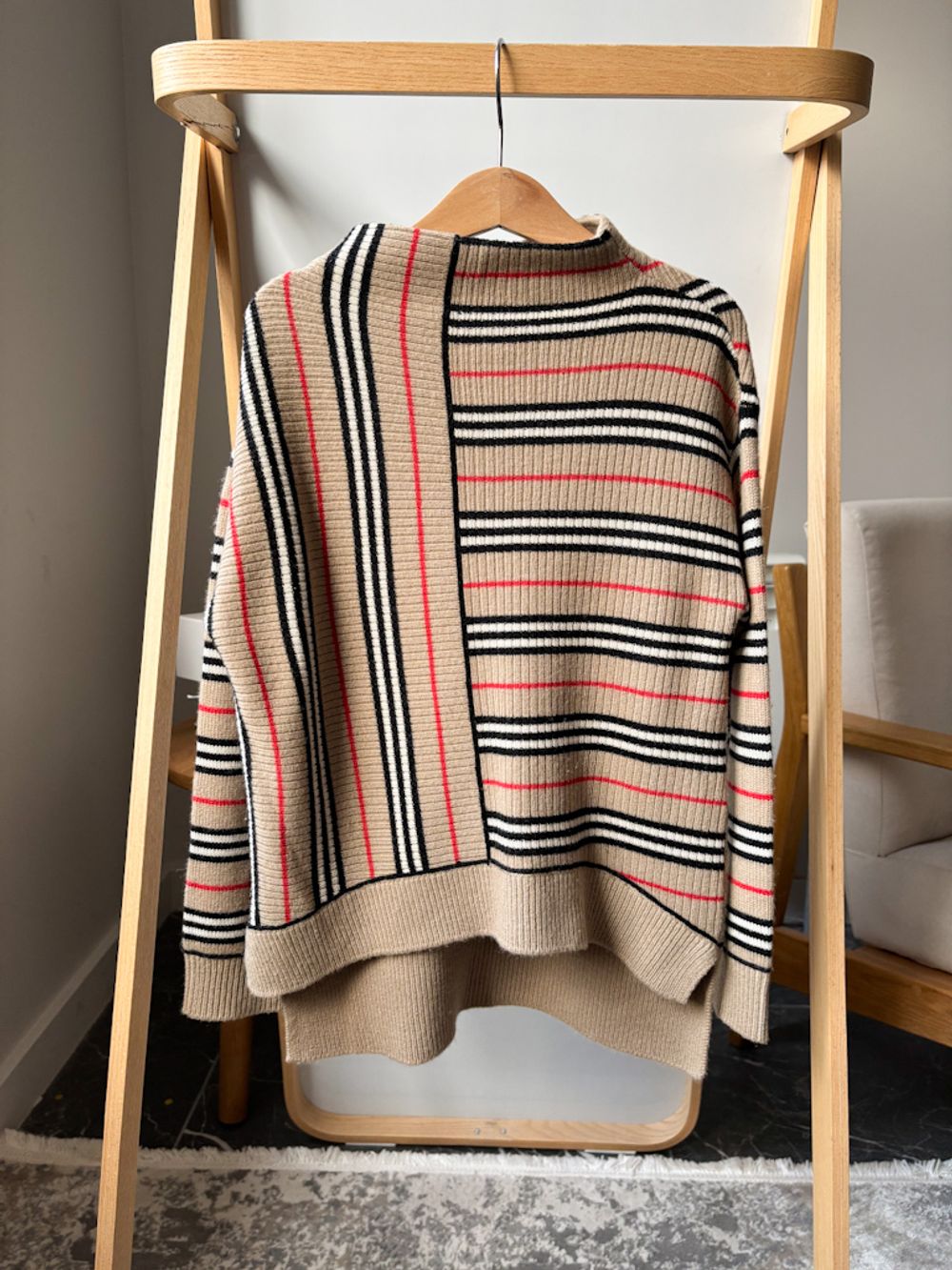 Джемпер Burberry из кашемира и шерсти, 140