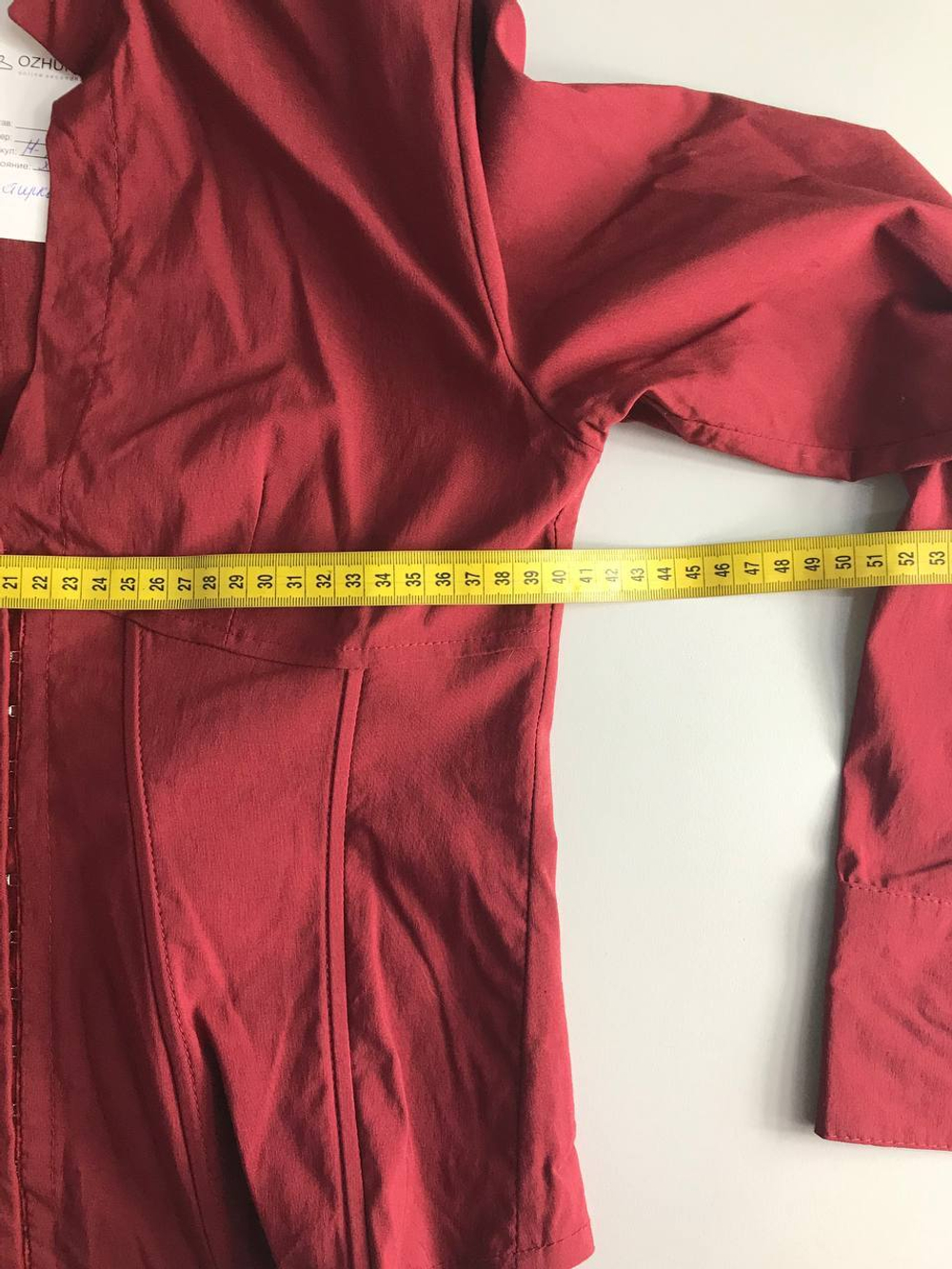 Блузка обтягивающего кроя, маркировка 2, визуально на 42 размер