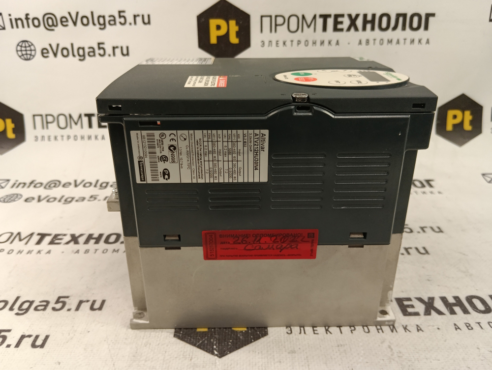 S.E. ATV212HU30N4 с хранения