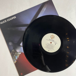 Винтажная виниловая пластинка LP Alice Cooper Special Forces (USA 1981)