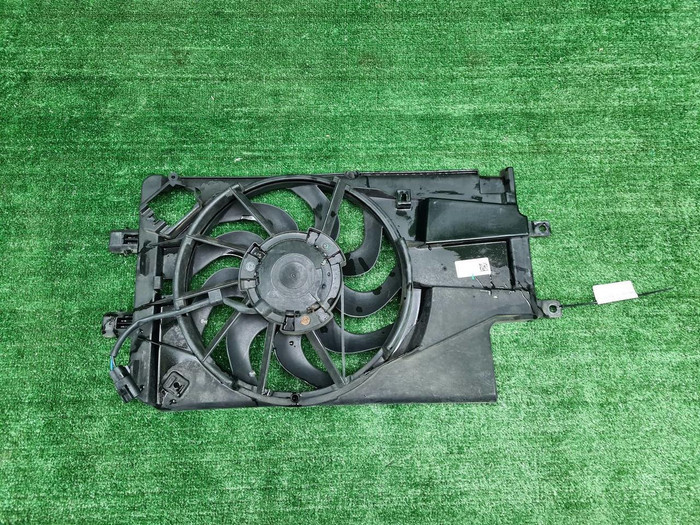 Диффузор с вентилятором Lada Granta (2011-н.в.)