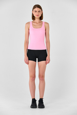 Майка с квадратным вырезом с чашками