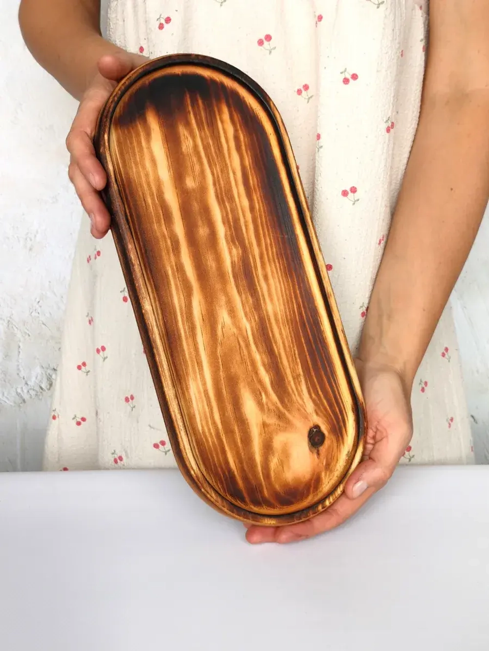 Поднос деревянный овальный