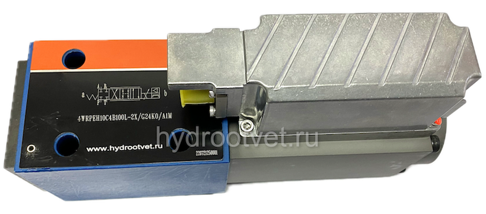 4WRPEH10C4B100L-2X/G24K0/F1M - Сервораспределитель Ду10 с обратной связью по положению золотника и встроенным усилителем (OBE), номинальный расход 100 л/мин, характеристика L - линейная, схема C4, сигнал управления F1 = 4...20 mA