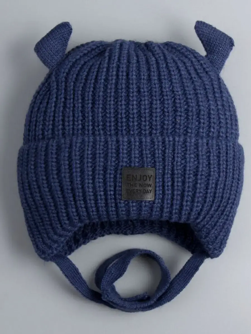 Шапка вязаная с ушками для детей