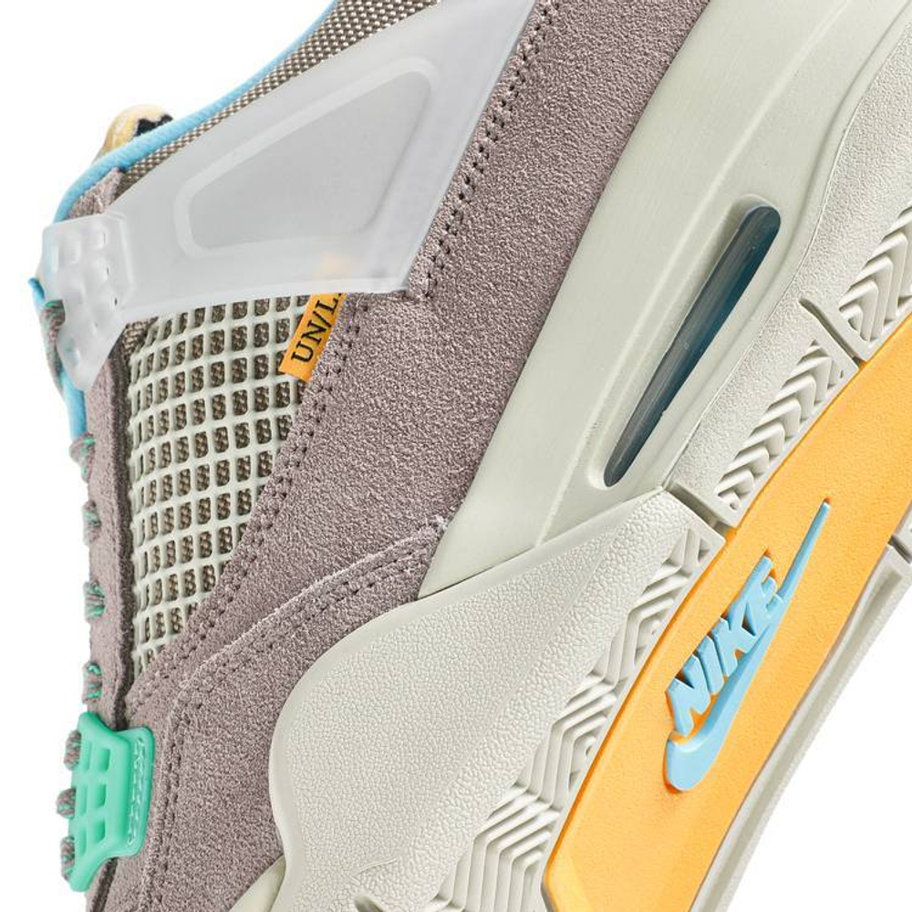 Кроссовки Union La X Jordan Air Jordan 4 Taupe Haze Tpu 30