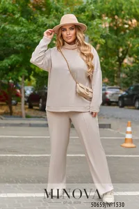 Костюм 1530-бежевый Minova