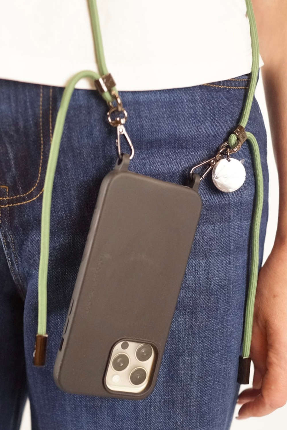 06EAA762-B32B-44A3-AABA-4638D6765F6D