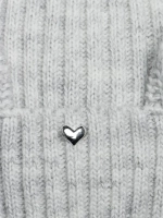 Шапка зимняя с помпоном и ушками для девочки