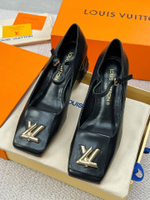 Louis Vuitton Shake Pump