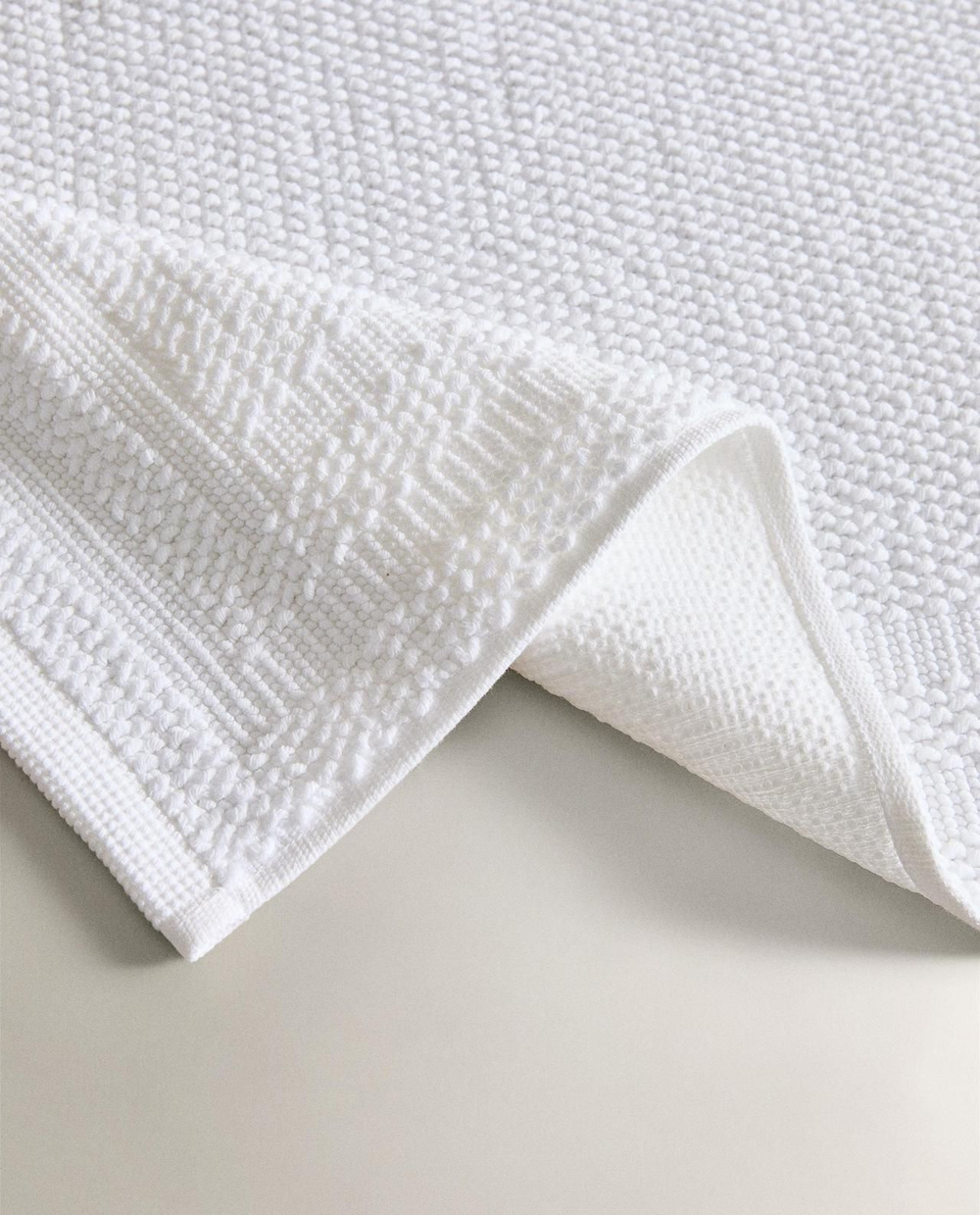 Zara Home - Нескользящий коврик для ванной из хлопка, белый, 50x70 см