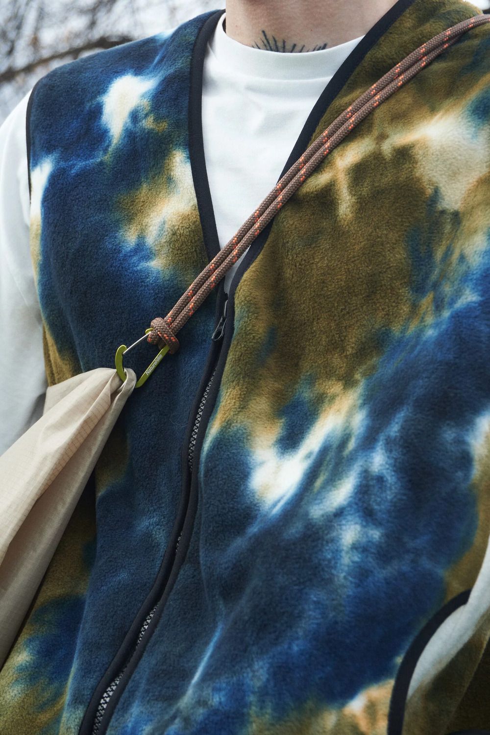 Жилет Called a Garment Wilderness tie-dye синий / хаки
