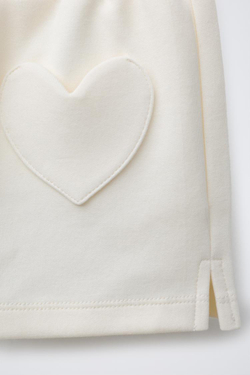 ZARA ШОРТЫ INTERLOCK С КАРМАНАМИ-СЕРДЕЧКАМИ, ЭКРЮ