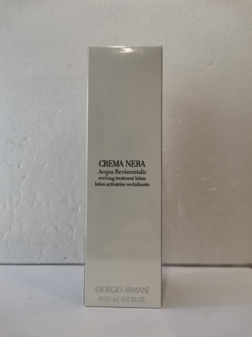 Микропитательный лосьон для лица Giorgio Armani CREMA NERA ACQUA REVISCENTALIS 150 ml