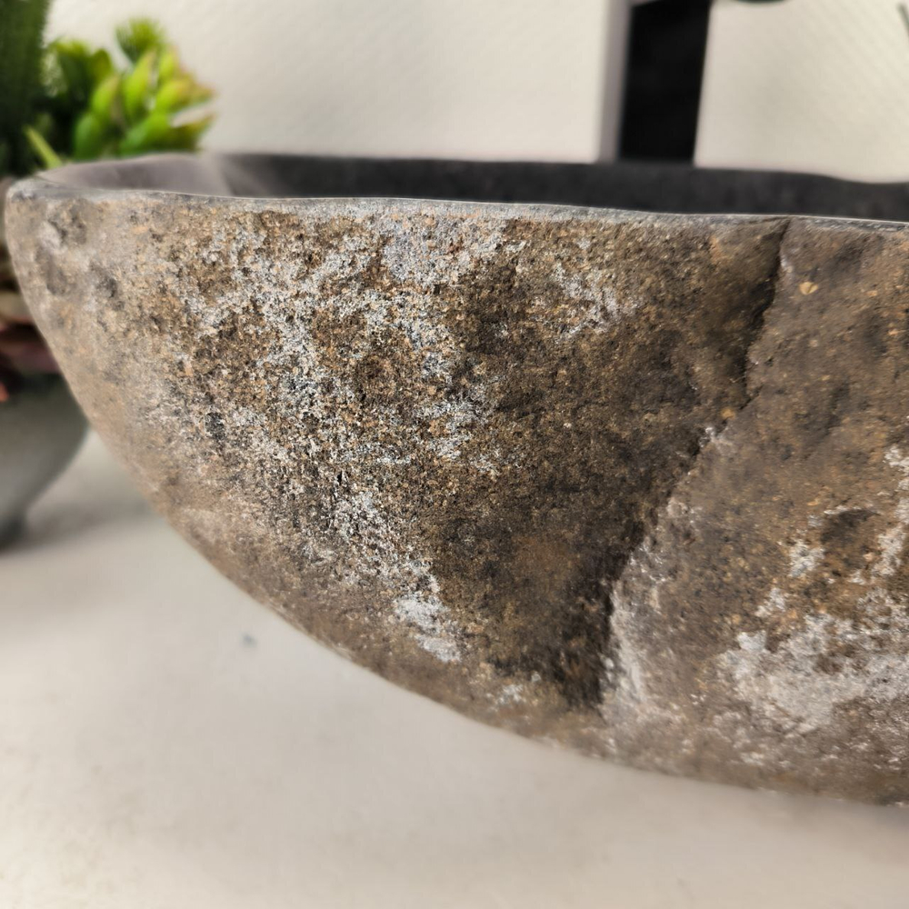 Раковина из речного камня RS-65083 45*32*15 0861
