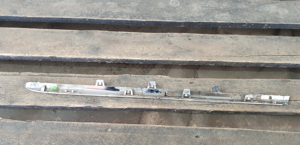 Молдинг порога левый Mercedes E (W213)  Б/У Оригинал A2136980362