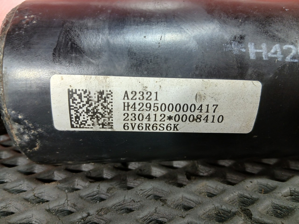 Амортизатор задний 2023г