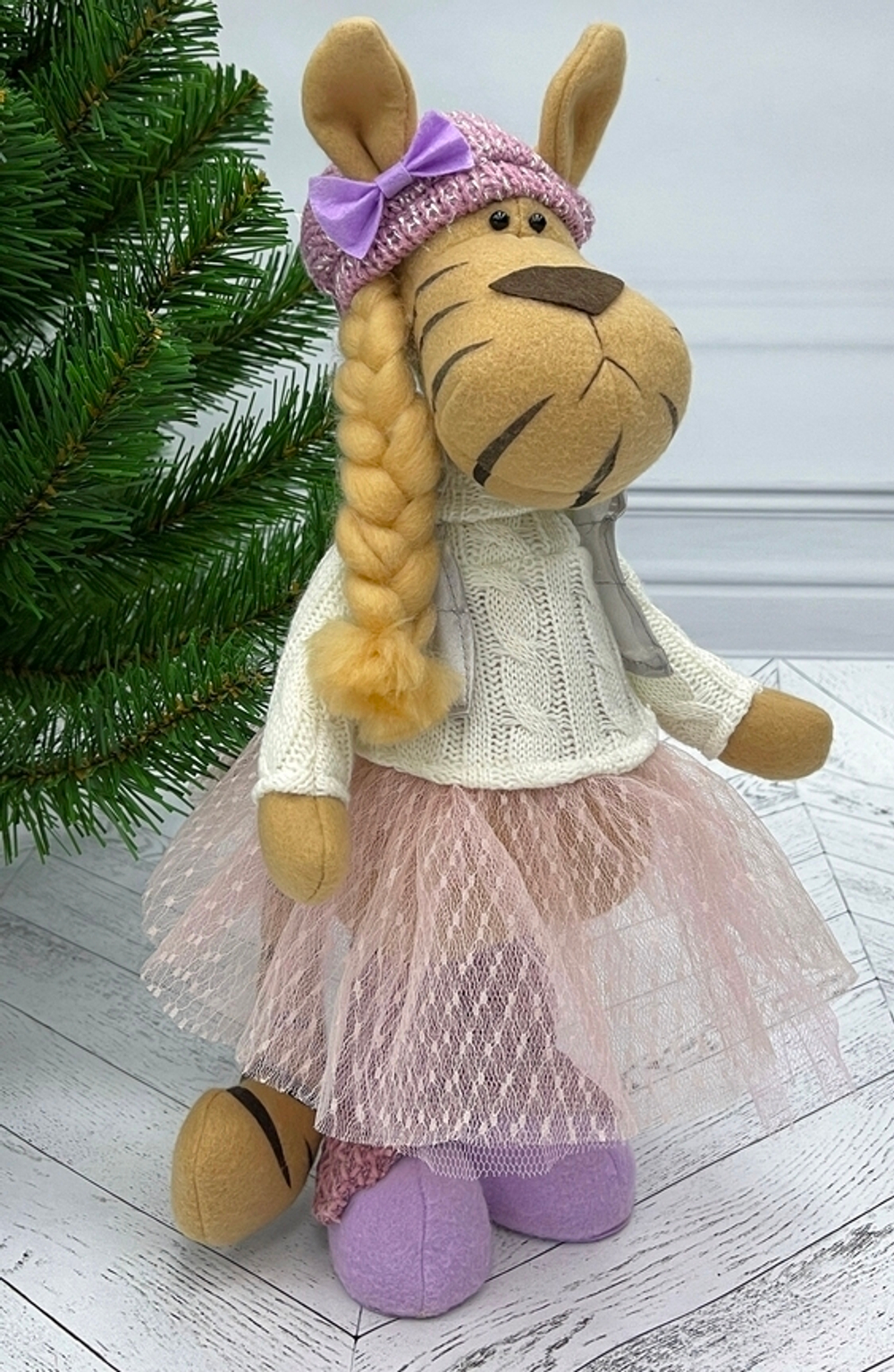 Тигруля плюшевая Аврора в юбке 40см Triumph Nord