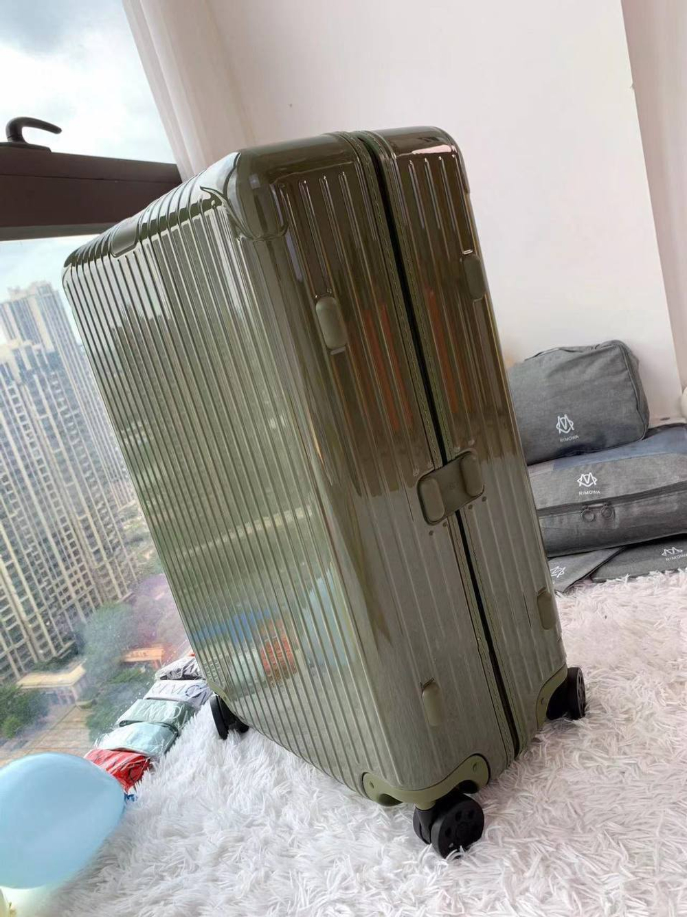 Чемодан Rimowa S