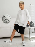 Спортивные шорты для мальчика на лето