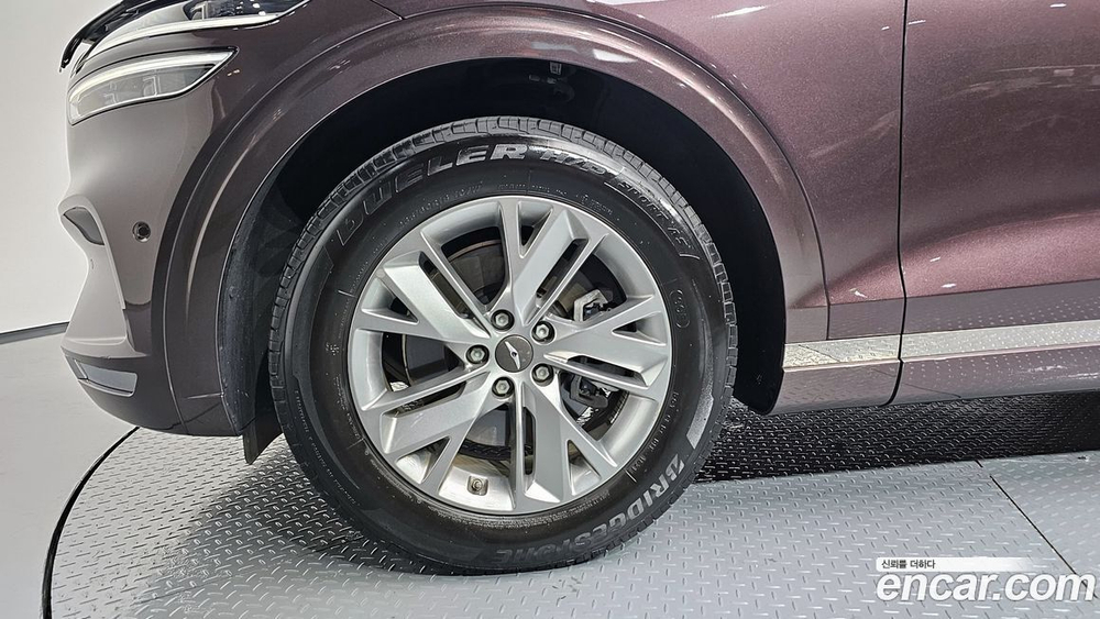 Genesis GV70 2.5T Бензин AWD (07.2021)