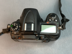 Nikon D7000 kit 18-55mm 3.5-5.6G VR 2.100 кадров