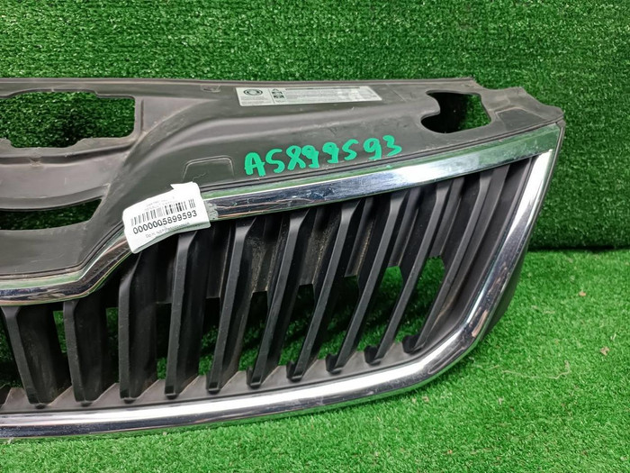 Решетка радиатора Skoda Rapid 1 (2012-2020)