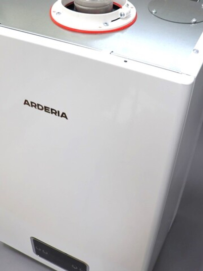 Котел газовый Arderia D10 с закрытой камерой сгорания 10 кВт, двухконтурный