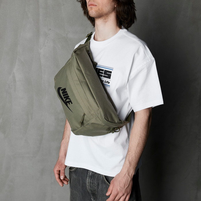 Сумка Nike Tech Hip Pack артикул:BA5751-222 - купить в магазине Дайс
