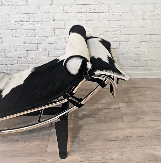 Кресло-шезлонг Chaise Lounge, натуральная шкура пони