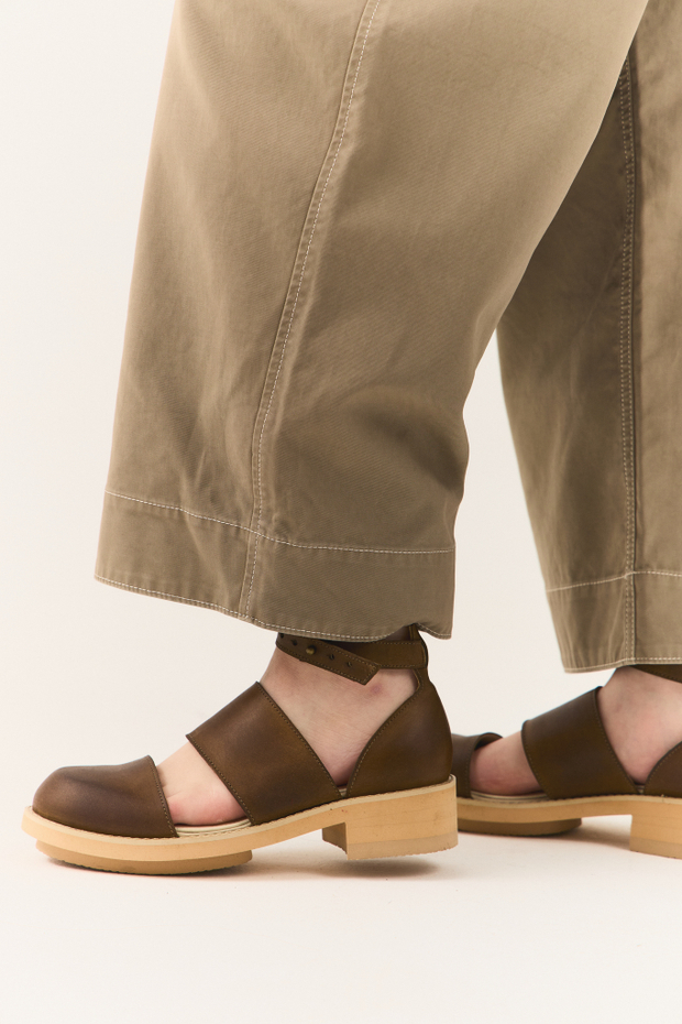 MIDNIGHT Deep Camel styler