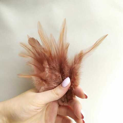 Перья петуха коричневые 2 сорт 20 шт.
