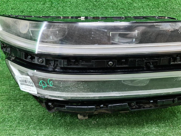 Фара правая Genesis GV80 (2020-2023) LED