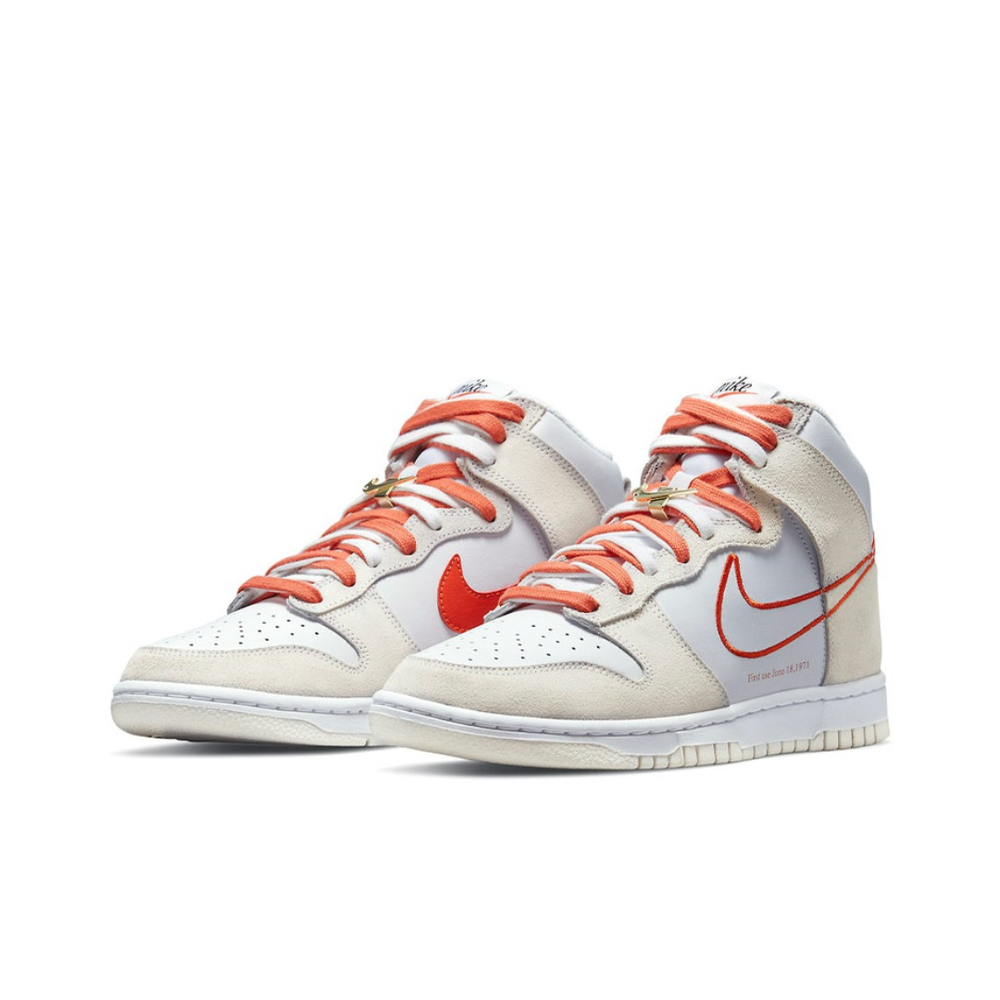 Женские кроссовки Nike Dunk High SE 'First Use Pack - White Orange' DH6758-100