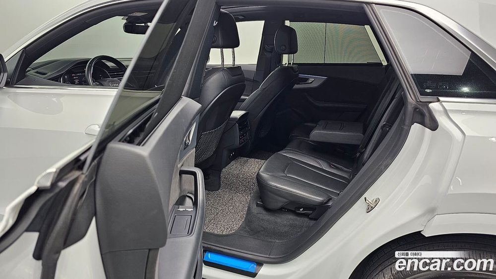 Audi Q8 45 TDI Quattro Premium (04.2020)