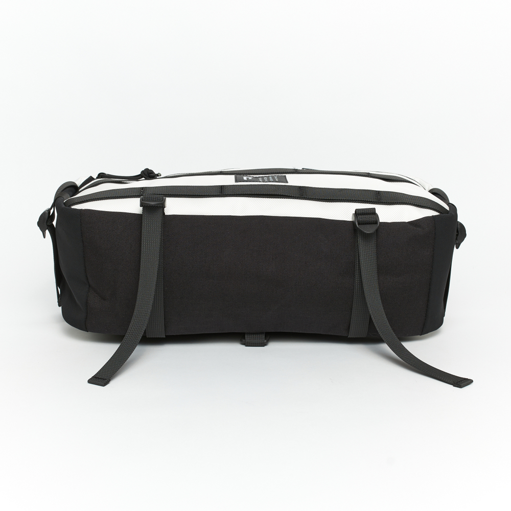 Сумка Technic Sling Baguette белый