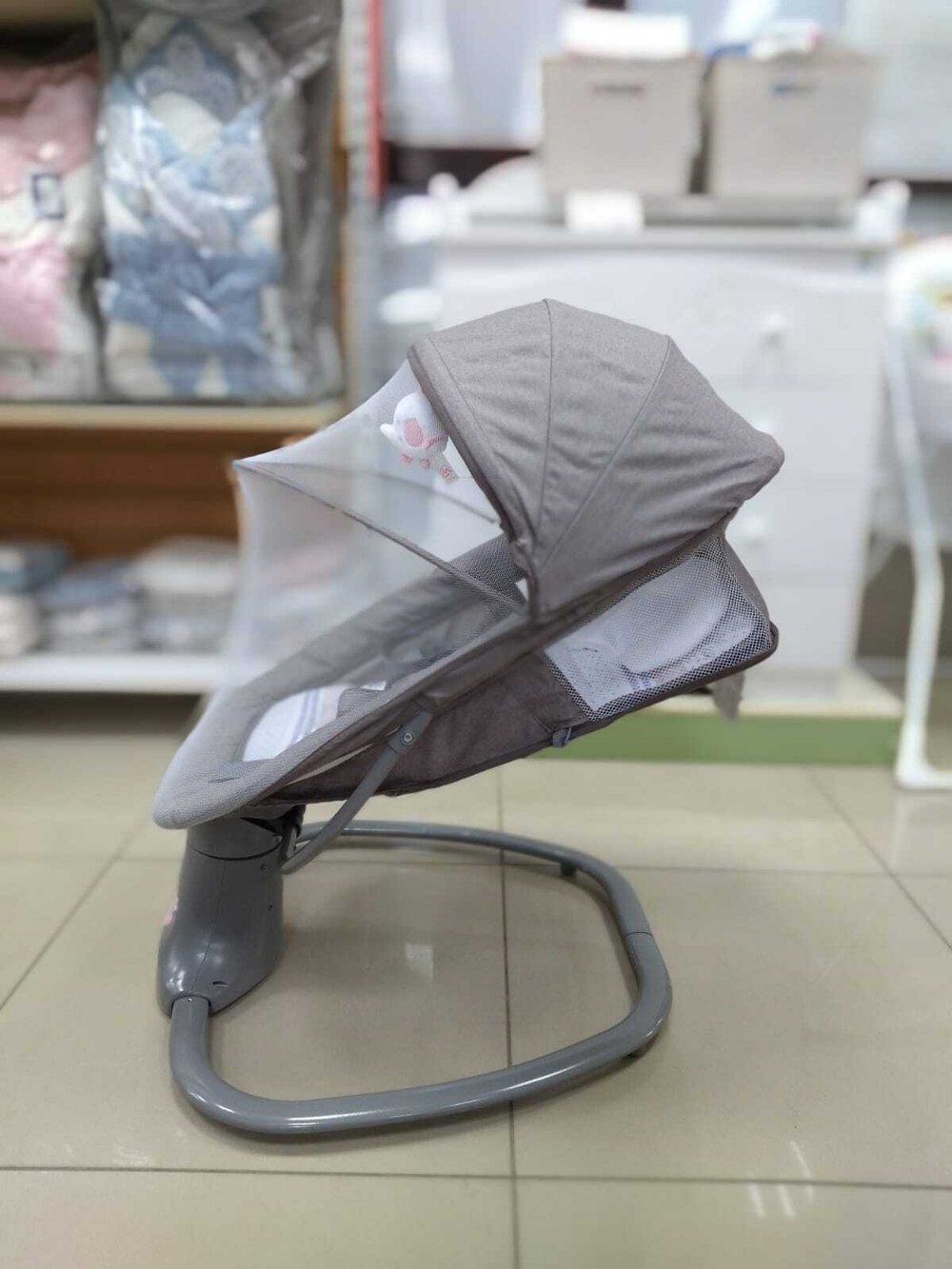 Электрокачели шезлонг Luxmom 08106 (коричневый)