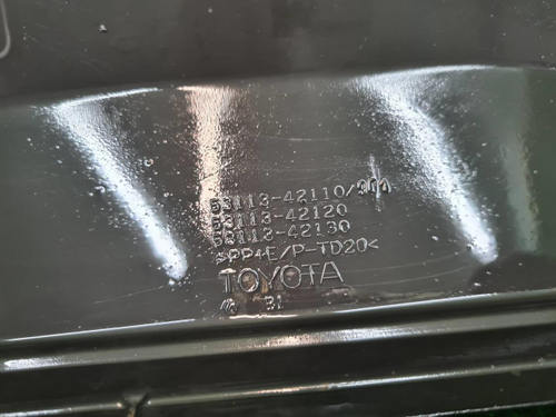 Решетка переднего бампера Toyota RAV4 5 XA50 18-нв