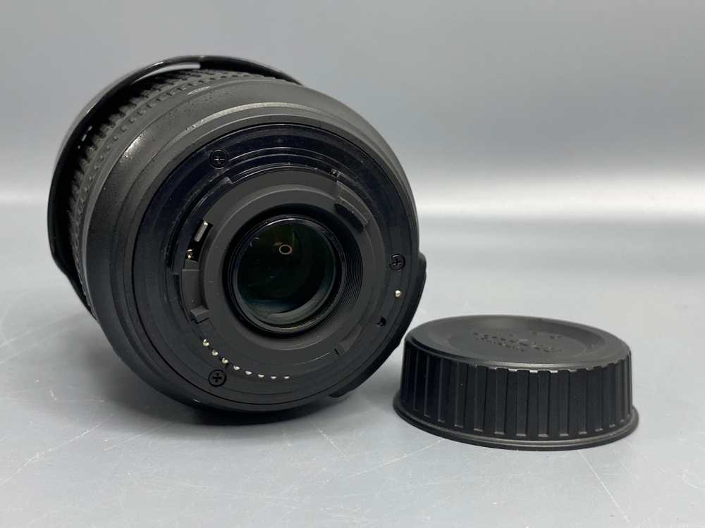 Объектив Nikon 18-105mm