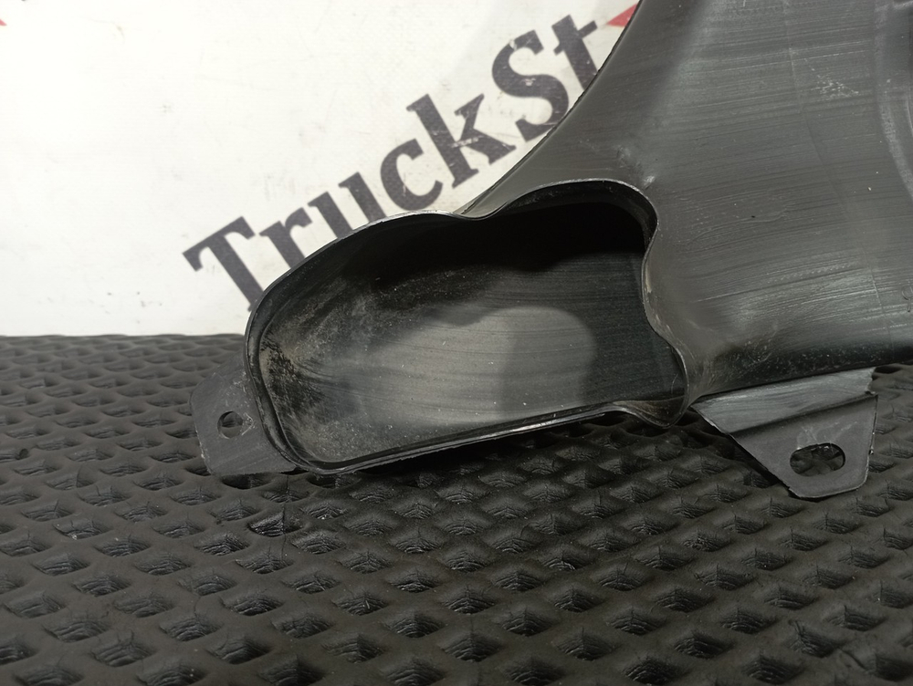 Воздуховод отопителя