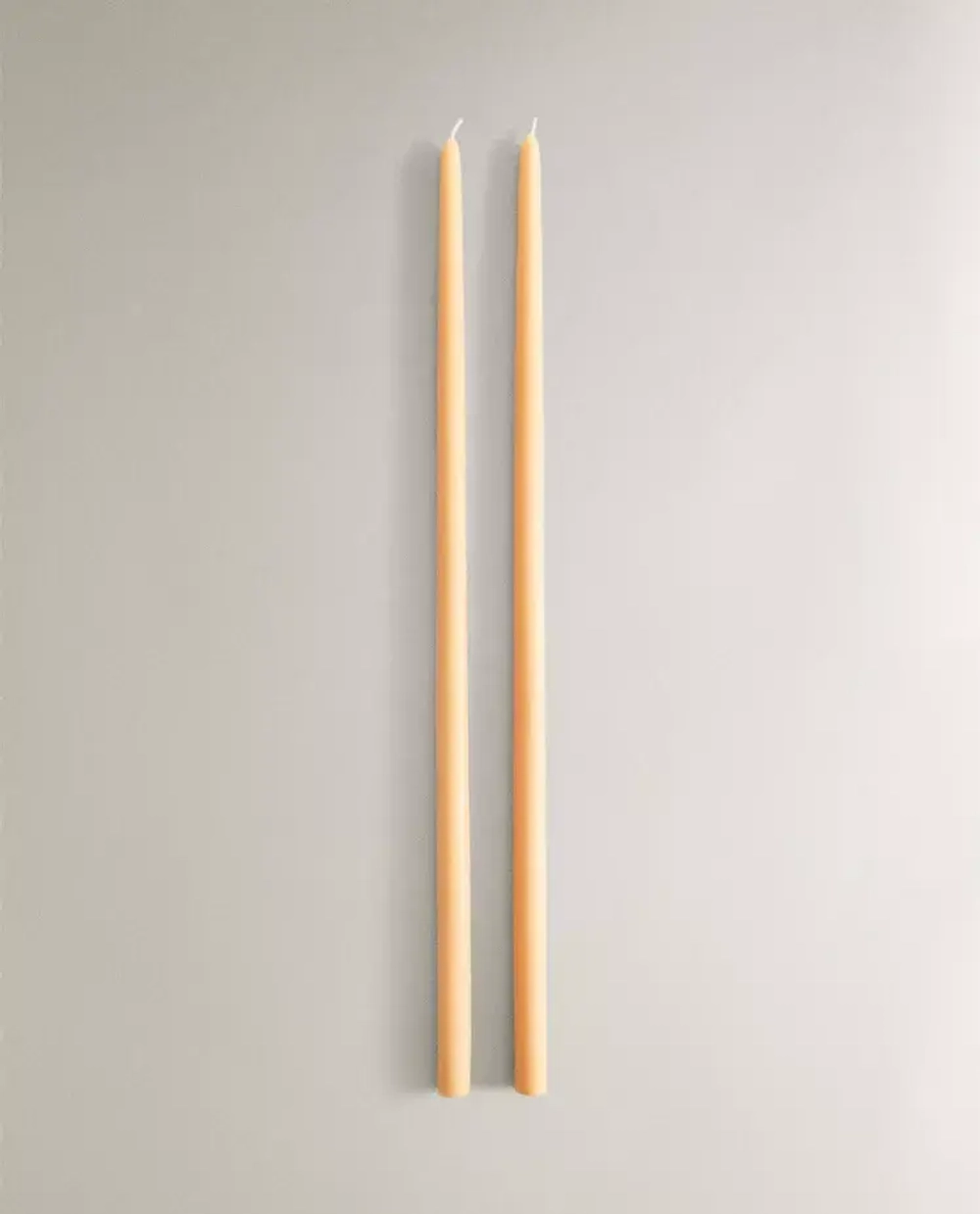 ZARA HOME НАБОР ДЛИННЫХ ДЕКОРАТИВНЫХ СВЕЧЕЙ ( 2 ШТ.), МЕДОВЫЙ