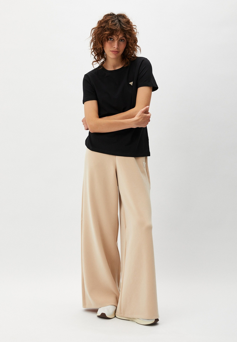 Футболка  женская GUESS