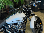 Harley-Davidson BREAKOUT 117 (Billiard Gray ) 2024 с НДС