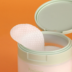 [Fraijour] Пэды для лица тонизирующие с АНА/ВНА/РНА Original Herb Wormwood Pore Pad, 60шт/170 мл