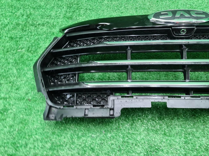 Решетка радиатора JAC JS3 (2023-н.в.)