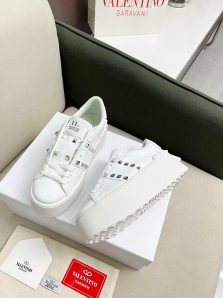 Кроссовки Valentino