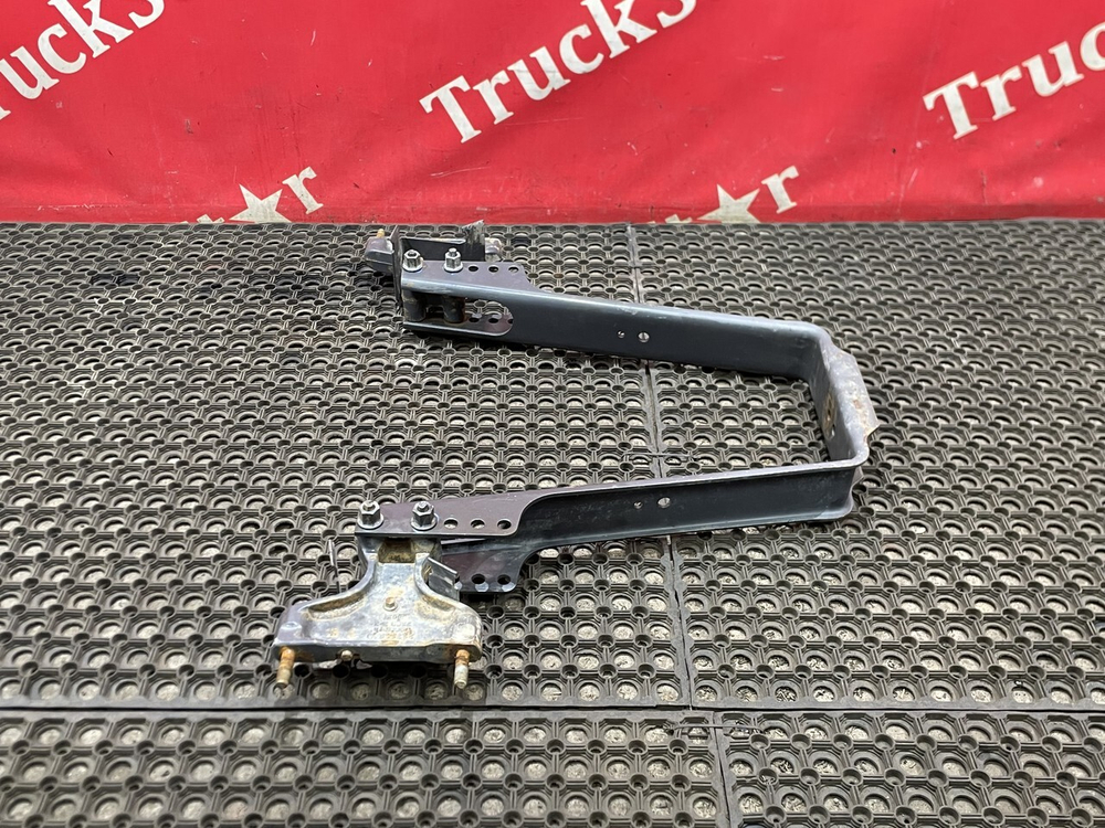 Кронштейн воздушной подушки вспомогательного моста